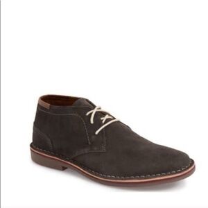 Kenneth Cole Men’s Chukka Boots